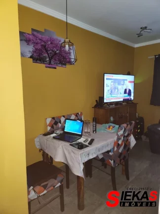 Imagem Sobrado em Condomínio na Vila Guilhermina, São Paulo-SP: 2 Quartos, 1 Sala, 1 Banheiro, 1 Vaga de Garagem!