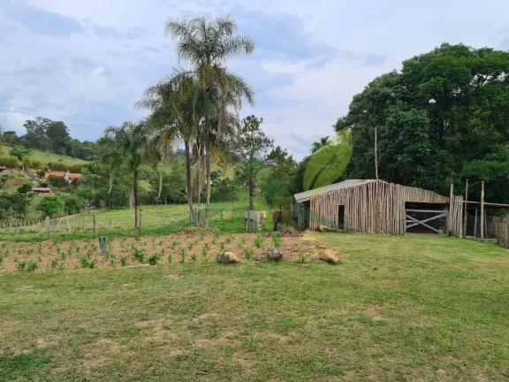 Imagem Oportunidade em Sítio à Venda em Piracaia com 30.000m²