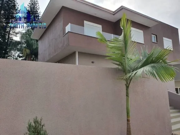 Imagem Empreendimento com 8 Casas Isoladas de 4 Dormitórios sendo 2 Suítes 1 com Closet.

Perfeito para q...