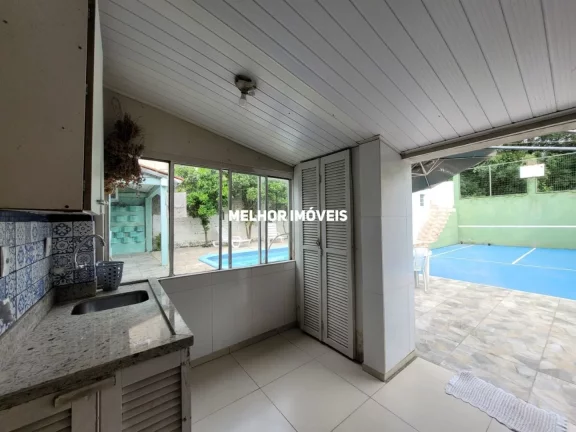 Imagem Casa com 03 dormitórios sendo 01 suíte com espaço de lazer com piscina à Venda em Sapucaia do Sul - RS