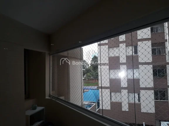 Imagem Espaçoso apartamento totalmente renovado, oferecendo 117m² de conforto e elegância. Com 3 quartos...
