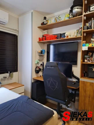 Imagem Imperdível: Casa à venda em São Paulo-SP, Vila Carrão. 3 quartos, 1 suíte, 1 sala, 1 vaga. 100m². Venha conferir!
