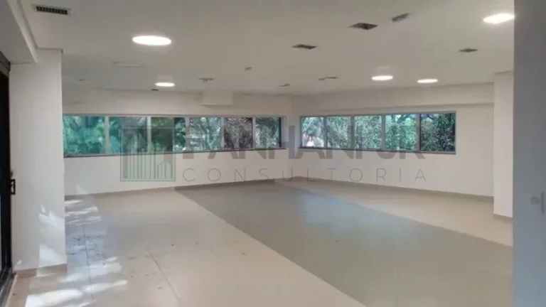 Imagem Imperdível Prédio monousuário Comercial à Venda em SP: 10 Salas, 6 Banheiros, 35 Vagas no Alto de Pinheiros - 1.344m²!