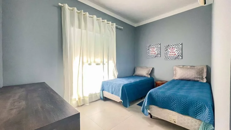 Imagem *Viva com Luxo e Conforto na Riviera - Casa à Venda no Módulo 18*