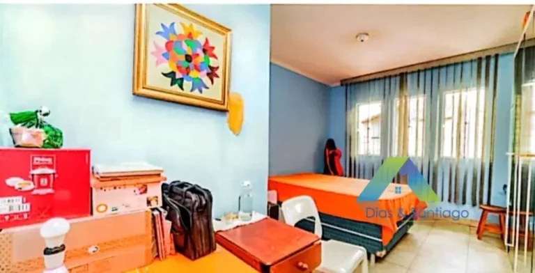 Imagem CERAMICA Casa 211M², 2 dormitórios, 1 suíte 4 vagas ótima localização e valor !!!