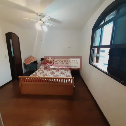 Imagem Vendo Sobrado em Terceira Divisão de Interlagos - com 103m²