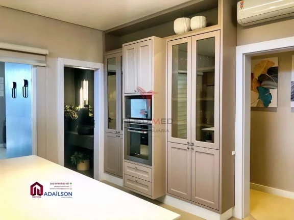 Imagem CASA PRONTA COLINAS CAMBORIÚ SC BRASIL R$ 3.800.000,00