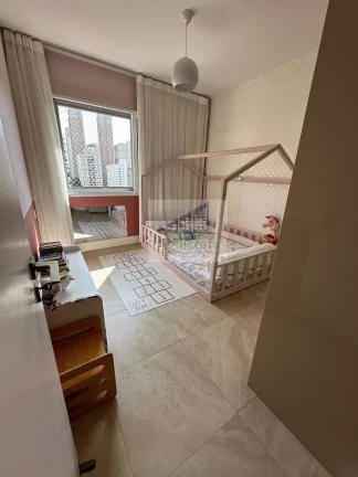 Imagem APARTAMENTO À VENDA EM MOEMA COM 3 DORMITÓRIOS