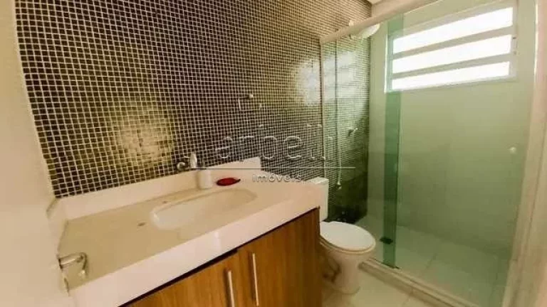 Imagem Casa de 2 pavimentos com 180 metros quadrados com 4 dormitórios sendo 2 suítes e escritório. No p...