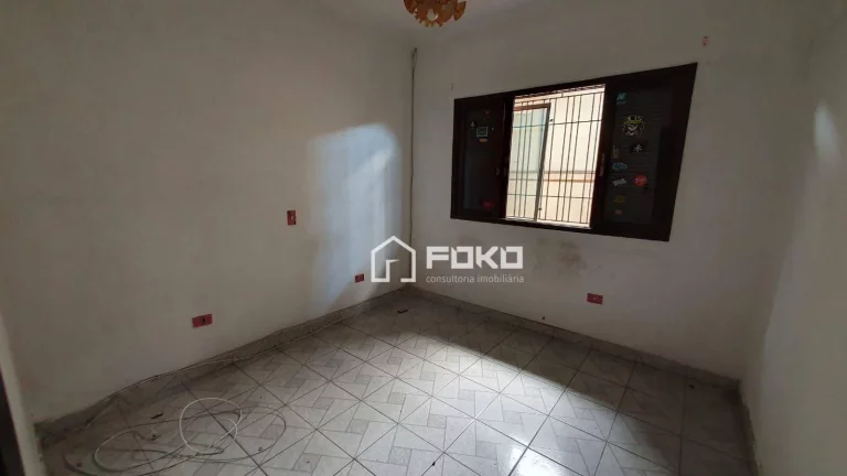 Imagem Casa térrea com 3 dormitórios para alugar, 260 m² por R$ 4.740/mês - Vila Rosália - Guarulhos/SP