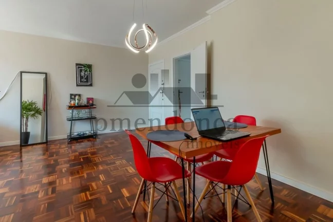 Imagem Apartamento reformado na Rebouças, excelente para morar ou investir!