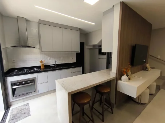 Imagem Evora Charm Desing , 3 Suites Ao Lado Do Parque Cascavel E Avenida Rio Verde