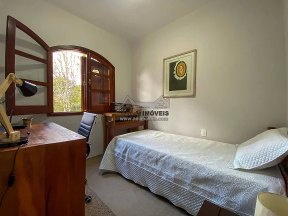 Imagem Apartamento à venda em Campos do Jordão - Com 03 dormitórios