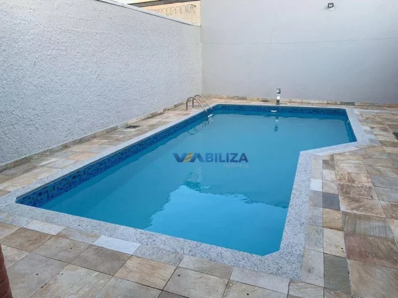 Imagem Casa com 3 dormitórios à venda, 190 m² por R$ 1.100.000,00 - Centro - Arujá/SP