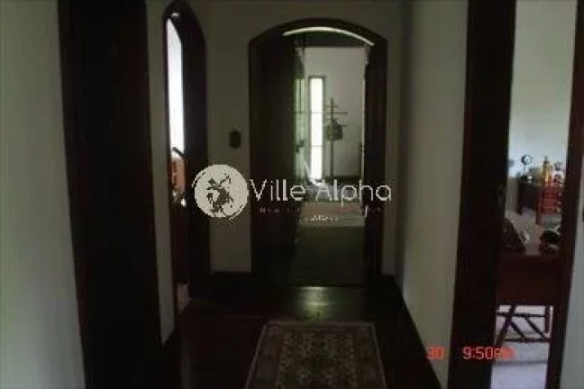 Imagem Fantástica Casa a venda no condomínio fechado da Santa Terezinha em Santos