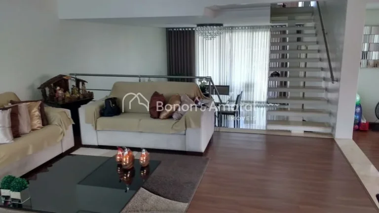 Imagem Casa à venda no Swiss Park, 3 quartos e 3 suítes, 350m²

Sobrado excelente, projeto diferenciado,...