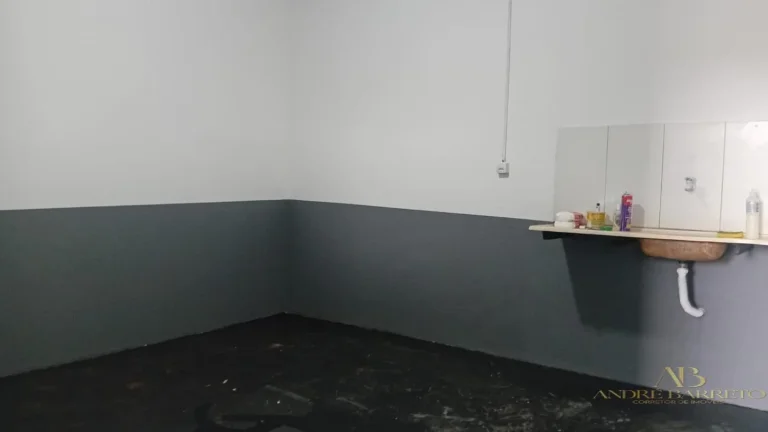 Imagem IMÓVEL COMERCIAL PRONTO PARA OPERAÇÃO | JARDIM LIMOEIRO - CAMAÇARI | 212m² | PÉ-DIREITO ELEVADO | ESTACIONAMENTO