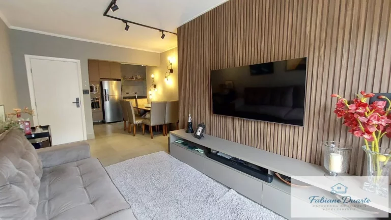 Imagem Apartamento 2 dormitórios reformado na Área Nobre da praia Grande