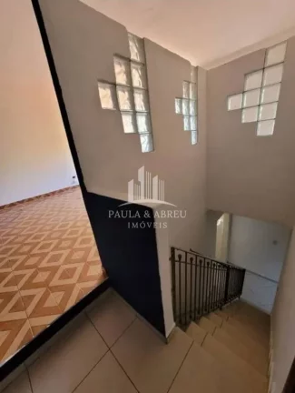 Imagem Sobrado 266m², 3 Dormitórios, sendo 1 suíte, 5 vagas, Cômodos Grande, Recém Reformada, Escritório, Churrasqueira, Na Suíssa, Ribeirão Pires
