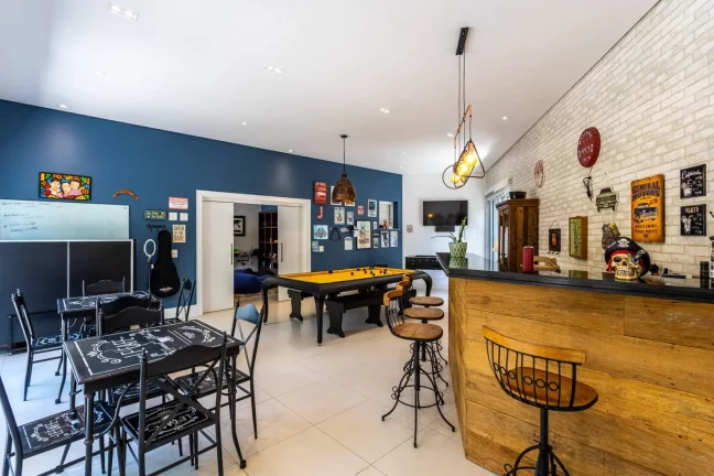 Imagem Casa Alto Padrão Linda no Resid. 12, 1100m², 4 amplas suítes