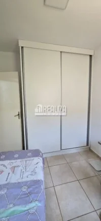 Imagem Casa com Espaço Gourmet e Hidro no Condomínio Portal Beija-flor, bairro Morada Du Park - Uberaba