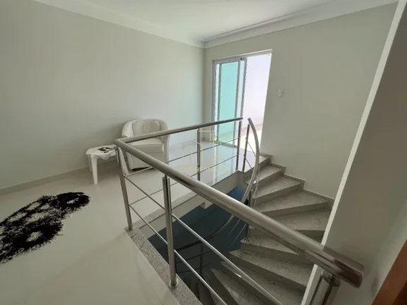 Imagem Excelente cobertura com vista deslumbrante com três quartos e varandão a venda em Lauro de freitas