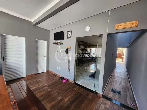 Imagem Impecável casa à venda em Campo Grande-MS, Jardim Tijuca: 3 quartos, 2 suítes, 1 sala, 2 vagas, 152m². Venha conferir!