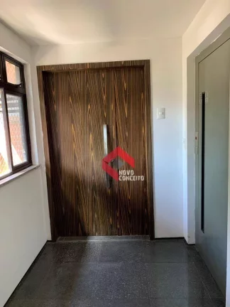Imagem Apartamento à venda, 195 m² por R$ 650.000,00 - Guararapes - Fortaleza/CE