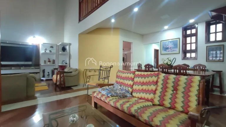Imagem Casa térrea a venda no bairro Itapoan, Paulínia.

Excelente casa térrea com 540 metros de terreno...