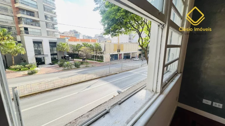 Imagem Santa Cecília SP | Varanda | 55 Útil | Quarto | Quintal