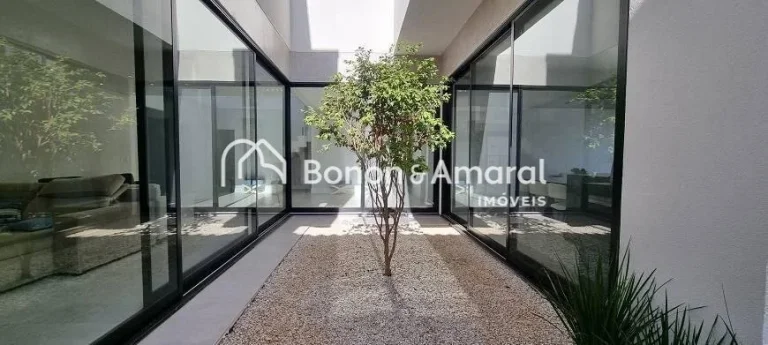 Imagem Belíssima Casa de Condomínio à Venda em Sousas - Campinas.

Casa nova recém construída, terreno...