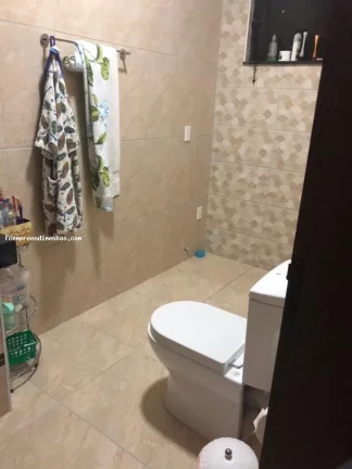 Imagem Sobrado para Venda em Americana, Jardim Boer II, 3 dormitórios, 1 suíte, 2 banheiros, 2 vagas