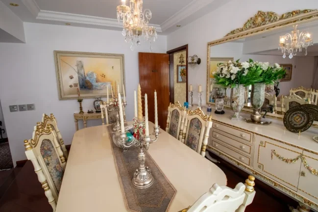 Imagem Apartamento no coração de Perdizes - 221M², 3 Dorms, 3 Suítes, 3 Salas, 3 Vagas Determinadas, Varanda, Móveis Planejados, Depósito.