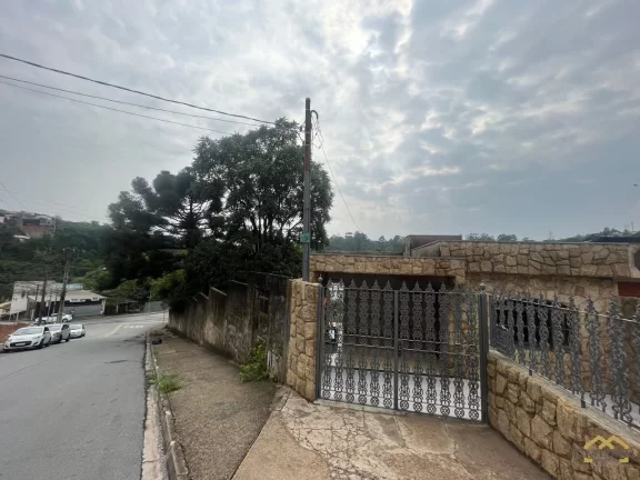 Imagem Terreno de rua todo murado no Bairro Santa Gertrudes - DOCUMENTAÇÃO OK