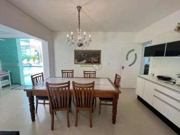 Imagem Triplex luxuoso de alto padrão Condomínio Bougainville I - Peruíbe/SP