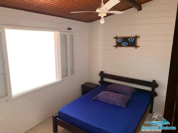 Imagem Bela casa a 250 metros da praia