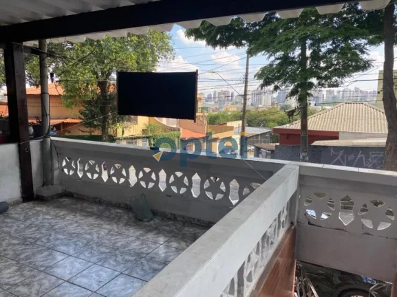 Imagem CASA COM 202 M² COM 03 DORMITÓRIOS SENDO 1 SUITE, 2 SALAS, 2 WC, - SANTO ANDRÉ SP.