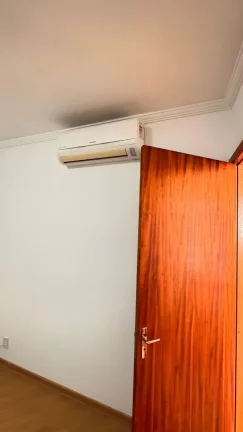 Imagem Apartamento com 2 dormitórios à venda, 52 m² por R$ 265. - Vila Zizinha - São José dos Campos/SP