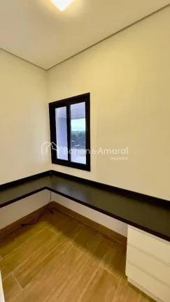 Imagem Localizada no condomínio Santorini, um dos mais desejados de Paulínia/SP, esta casa oferece o equi...