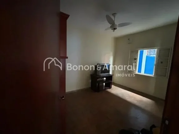 Imagem Oportunidade de adquirir uma casa à venda no charmoso bairro Jardim Eulina em Campinas, São Paulo....
