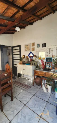 Imagem Casa com duas suítes com galpao e loja comercial