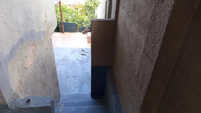 Imagem VENDO CASA COM QUINTAL NO BAIRRO CAMPO GRANDE!