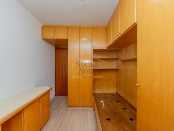 Imagem Apartamento com 136m² de área útil, com 4 dormitórios, sendo 3 suítes, 5 banheiros no total com...