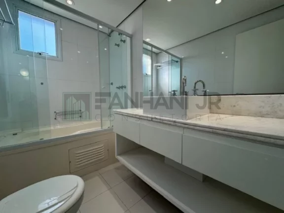 Imagem Excelente Apartamento para Locação na Vila Mariana, São Paulo-SP: 3 quartos, 3 suítes, 3 salas, 5 banheiros, 4 vagas, 147m².