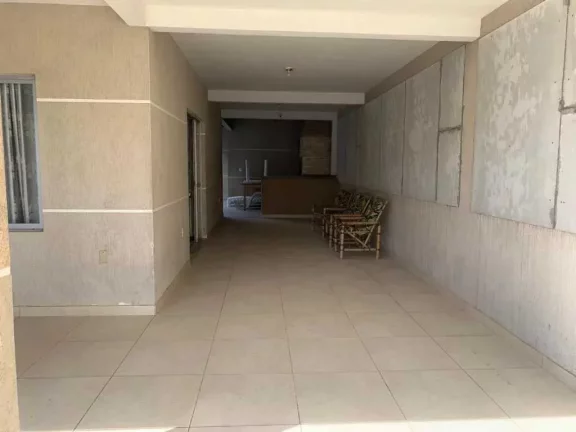 Imagem Casa com 4 dormitórios sendo 1 suíte em a 580m do mar em Morretes, Itapema/SC