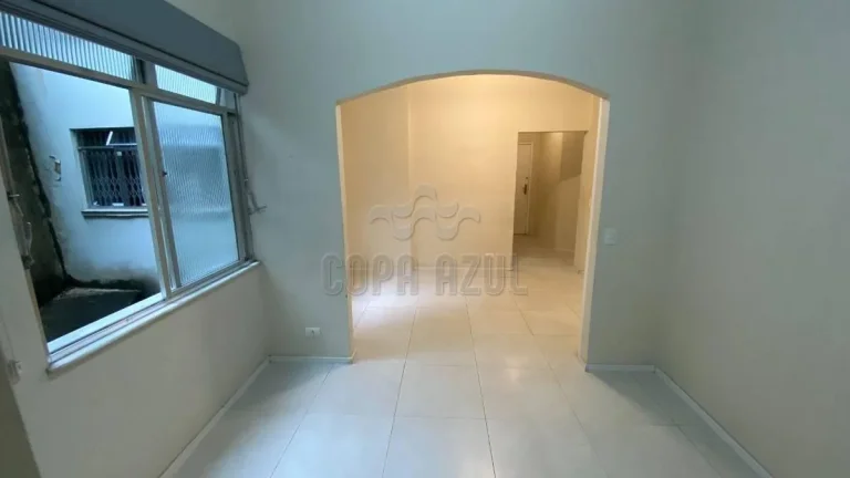 Imagem Laranjeiras – Rua das Laranjeiras | Residencial › Apartamento 3 quarto(s) à Venda