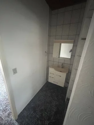 Imagem Casa Frente Locação 3 Dormitórios com 1 Vaga de garagem - Jardim Ipanema