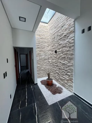 Imagem Casa Nova a Poucos Minutos da Praia dos Ingleses