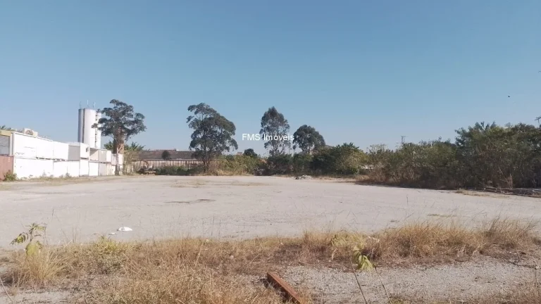 Imagem Terreno com 8945m2 em Santo André/SP