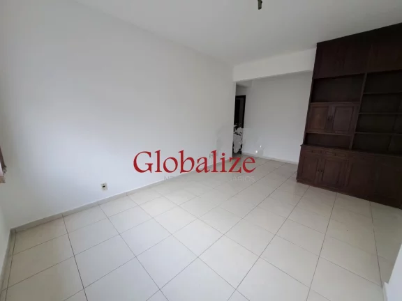 Imagem Apartamento à venda com 108m², 3 quartos, 3 banheiros, sala ampla, quadra da praia, garagem por R$495.000,00 no Boqueirão em Santos
